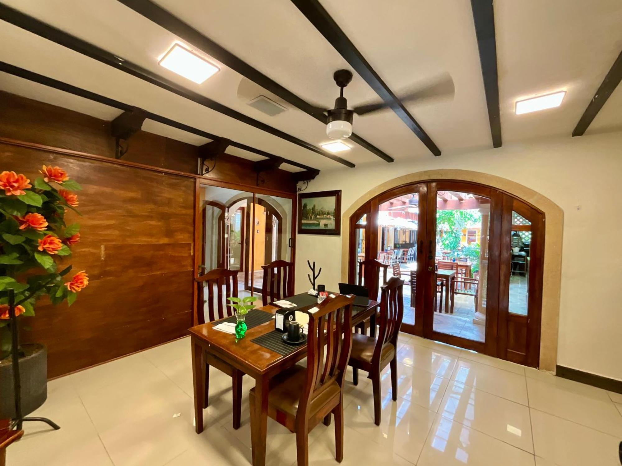 El Zaguán Colonial By Guruhotel 4*